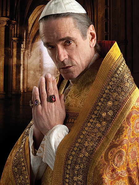 Jeremy Irons es Rodrigo Borgia en The Borgias