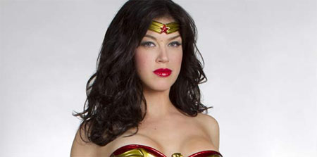 Primera imagen de Adrianne Palicki como Wonder Woman