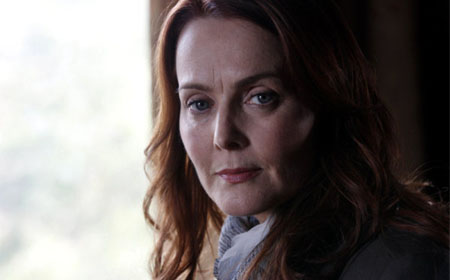 Laura Innes se une al reparto de Awake