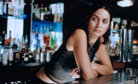 Carrie-Anne Moss se une al reparto del piloto sobre Ralph Lamb