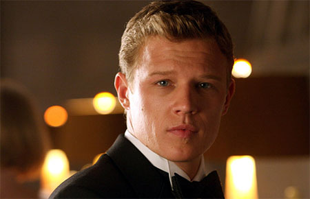 Christopher Egan será el protagonista de Dominion